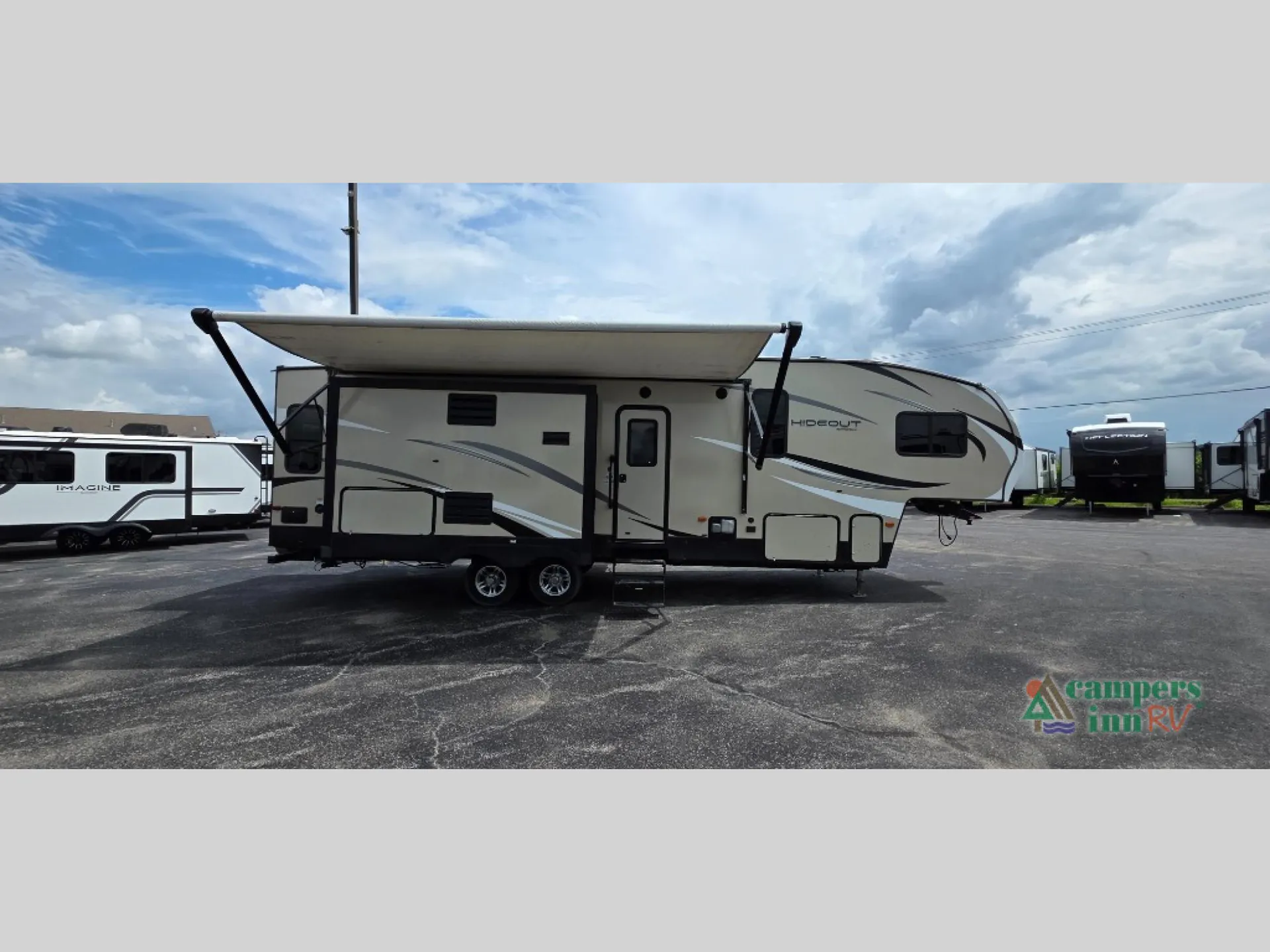 2018 Keystone Hideout 299RLDS - Photo 2