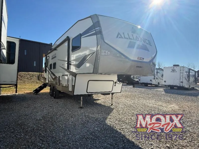 2023 Alliance RV Avenue 26RD - Photo 2