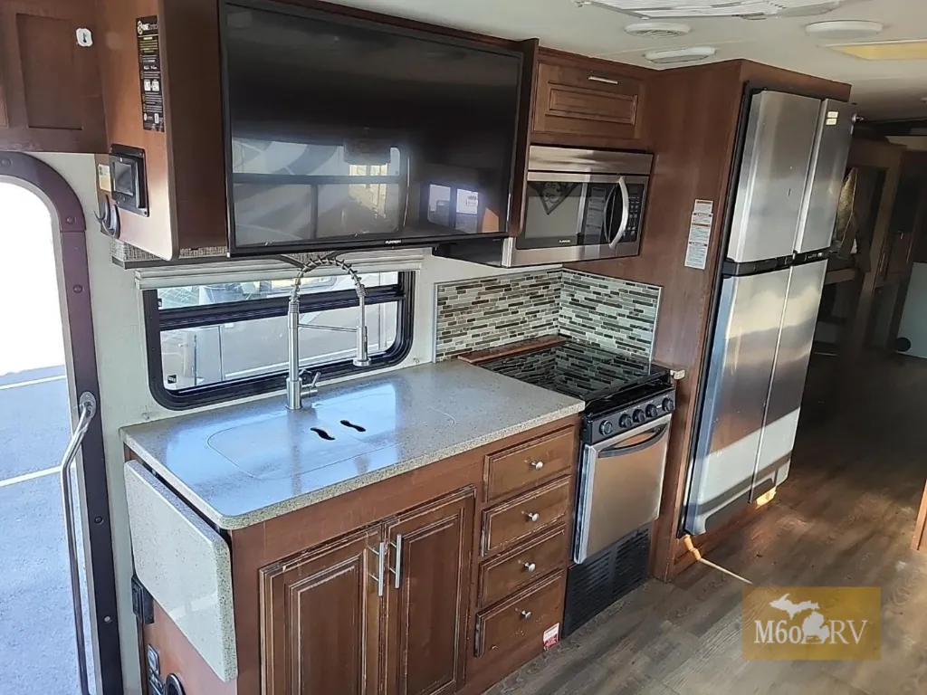 2017 Forest River Georgetown 5 Series GT5 36B5, Photos photo 7