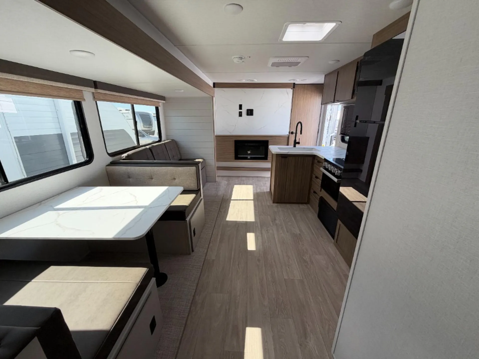 2027 Forest River Wildwood 32BHDS - Photo 4