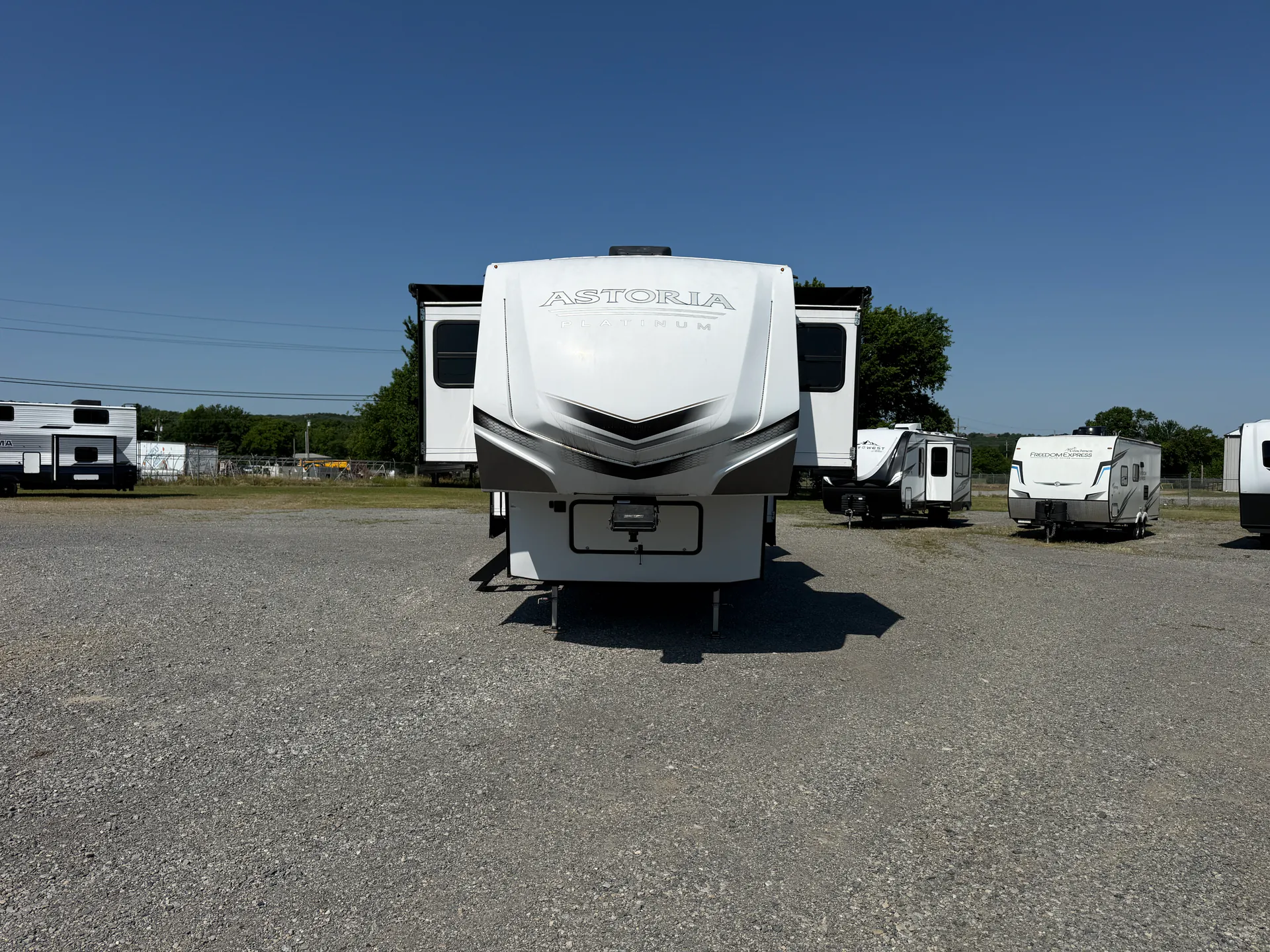 2023 Dutchmen Astoria Platinum 3803FLP - Photo 3