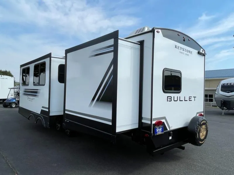 2026 Keystone Bullet 330BKQ - Photo 4