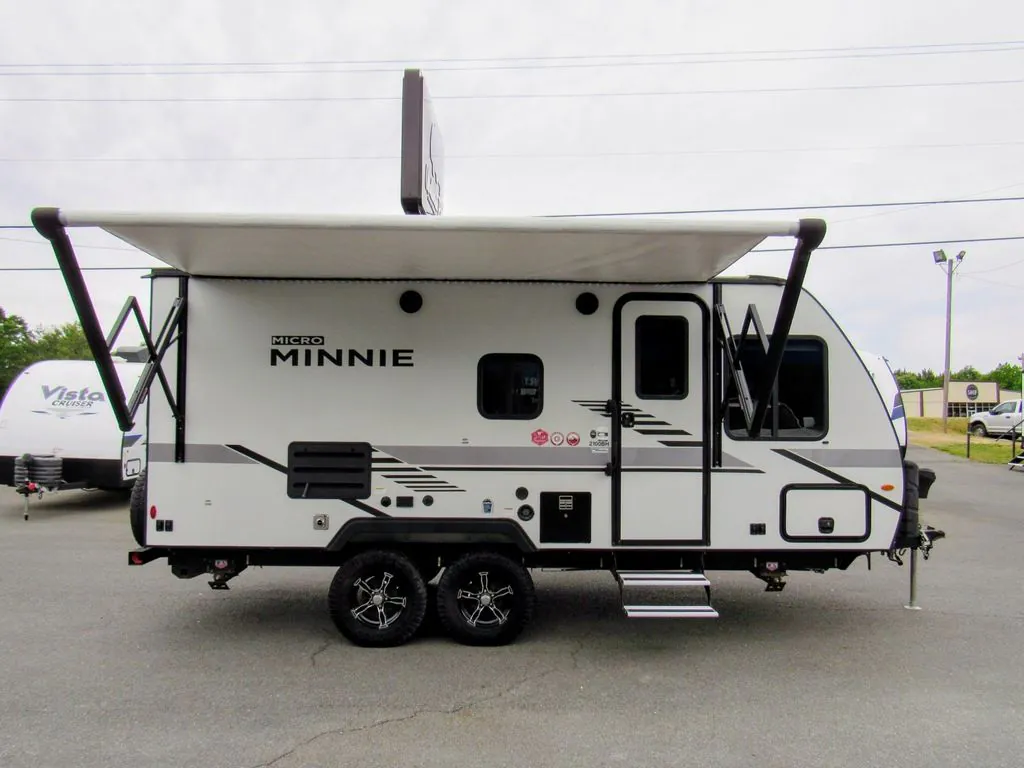 2022 Winnebago Micro Minnie 2100BH - Photo 4