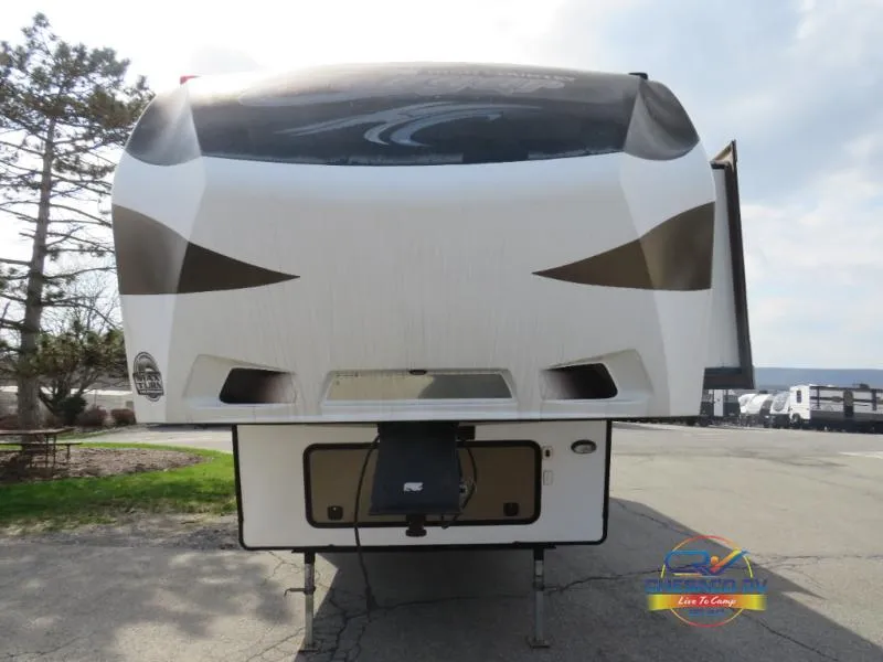 2014 Keystone RV Cougar 33MKS - Photo 2