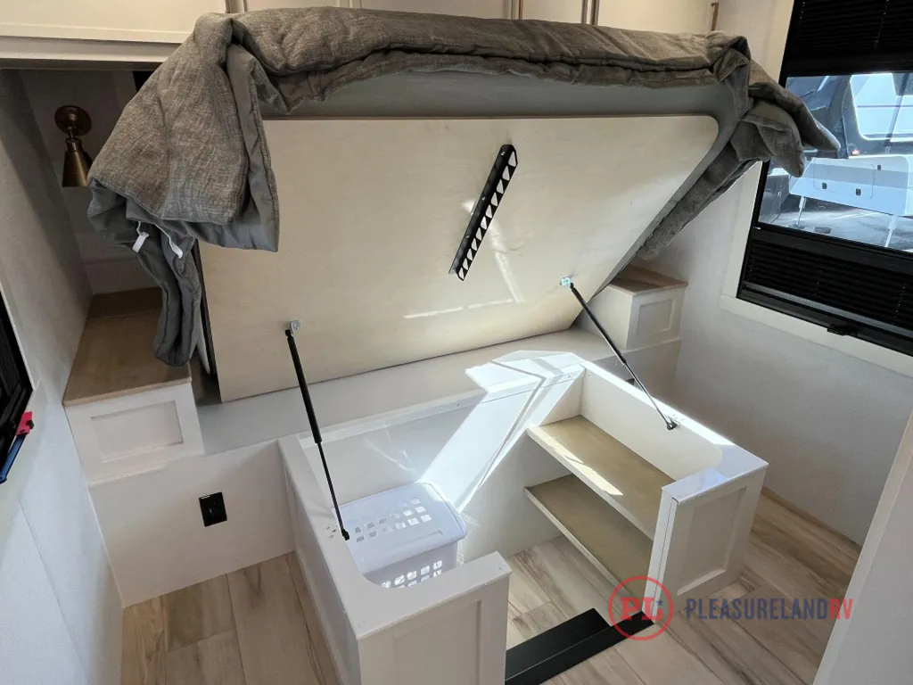 2025 Brinkley Model I 265, Photos photo 6