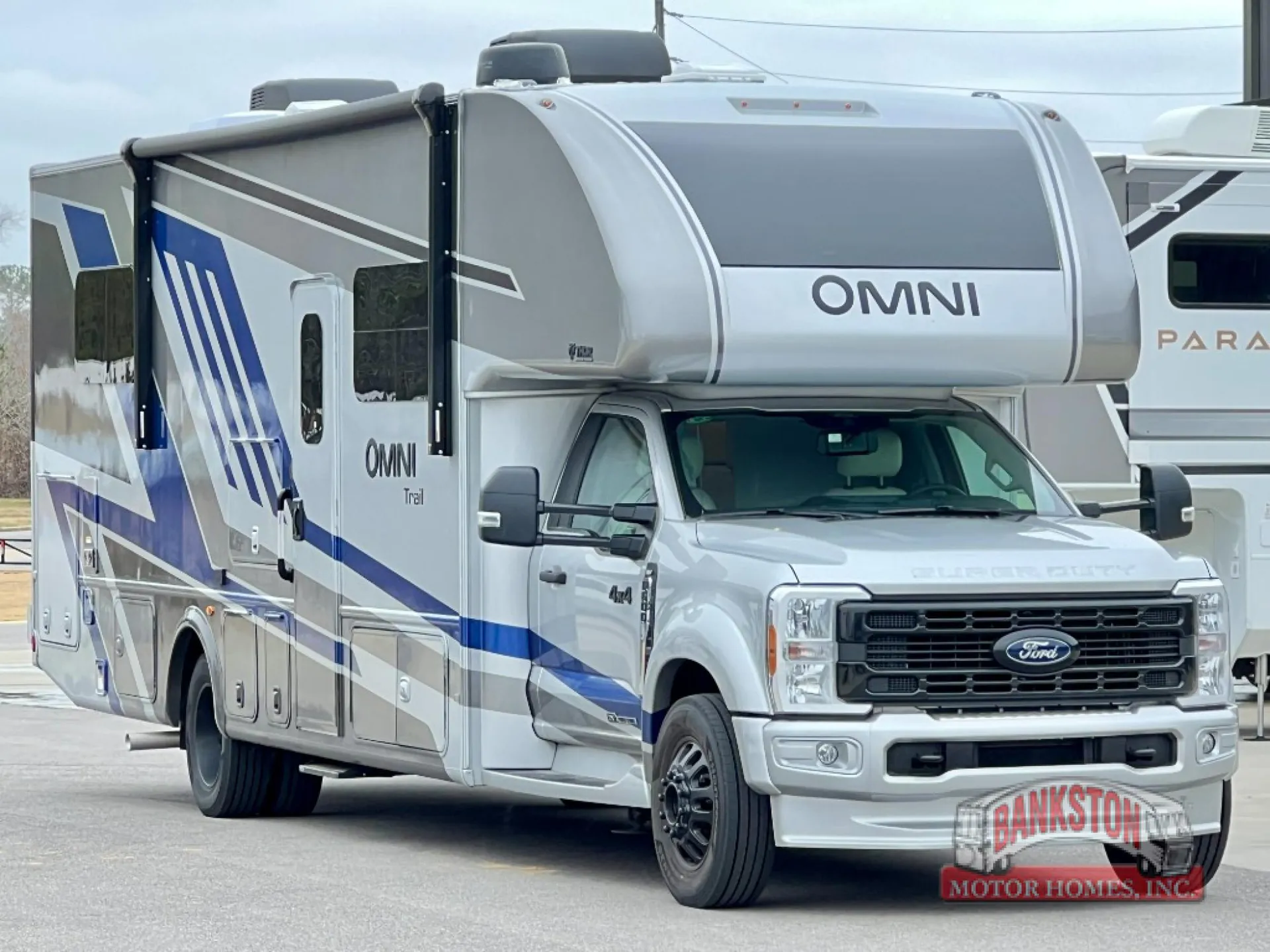 2025 Thor Motor Coach Omni Trail L35 - Photo 2