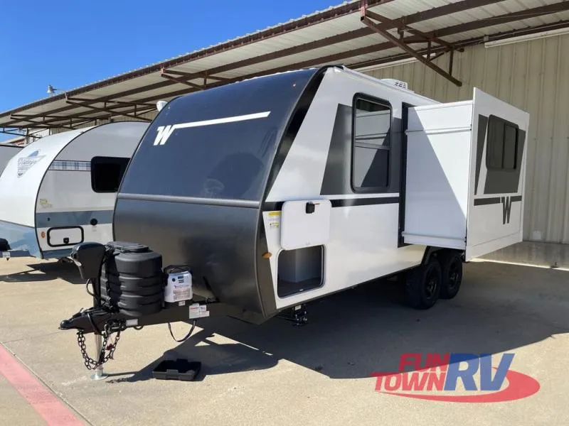 2026 Winnebago Micro Minnie 2108DS - Photo 3