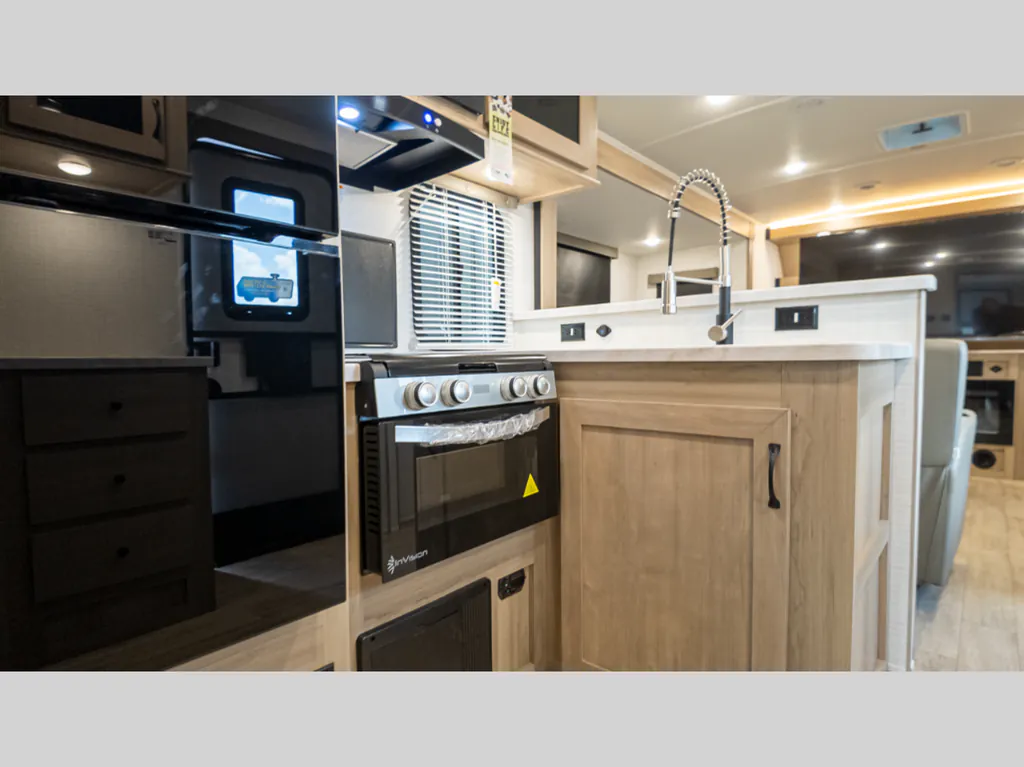 2026 Forest River Solaire 3300FLBS, Photos photo 37