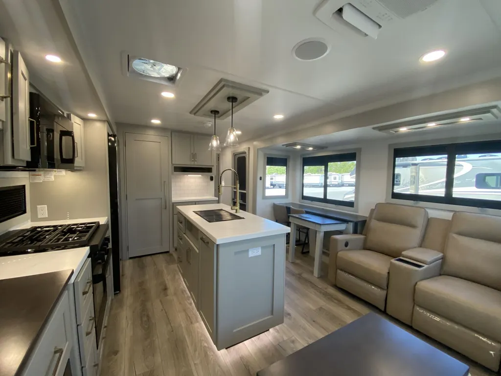 2026 Brinkley Model Z 297, Photos photo 7