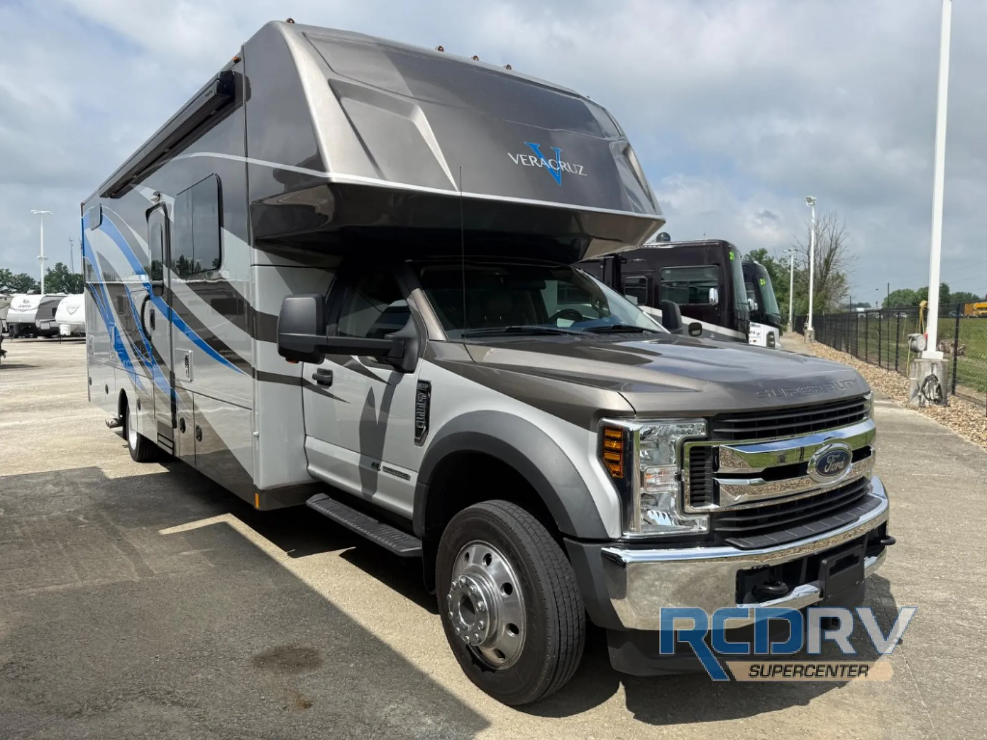 2021 Renegade RV Veracruz 35MDS - Photo 2