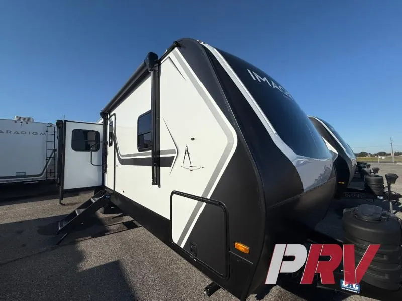 2026 Grand Design Imagine 2970RL - Photo 2