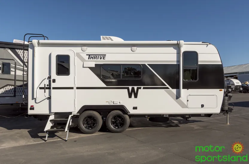 2026 Winnebago Thrive 18FBS - Photo 3