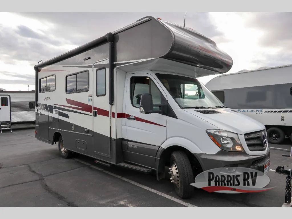 2020 Winnebago Vita 24F - Photo 2