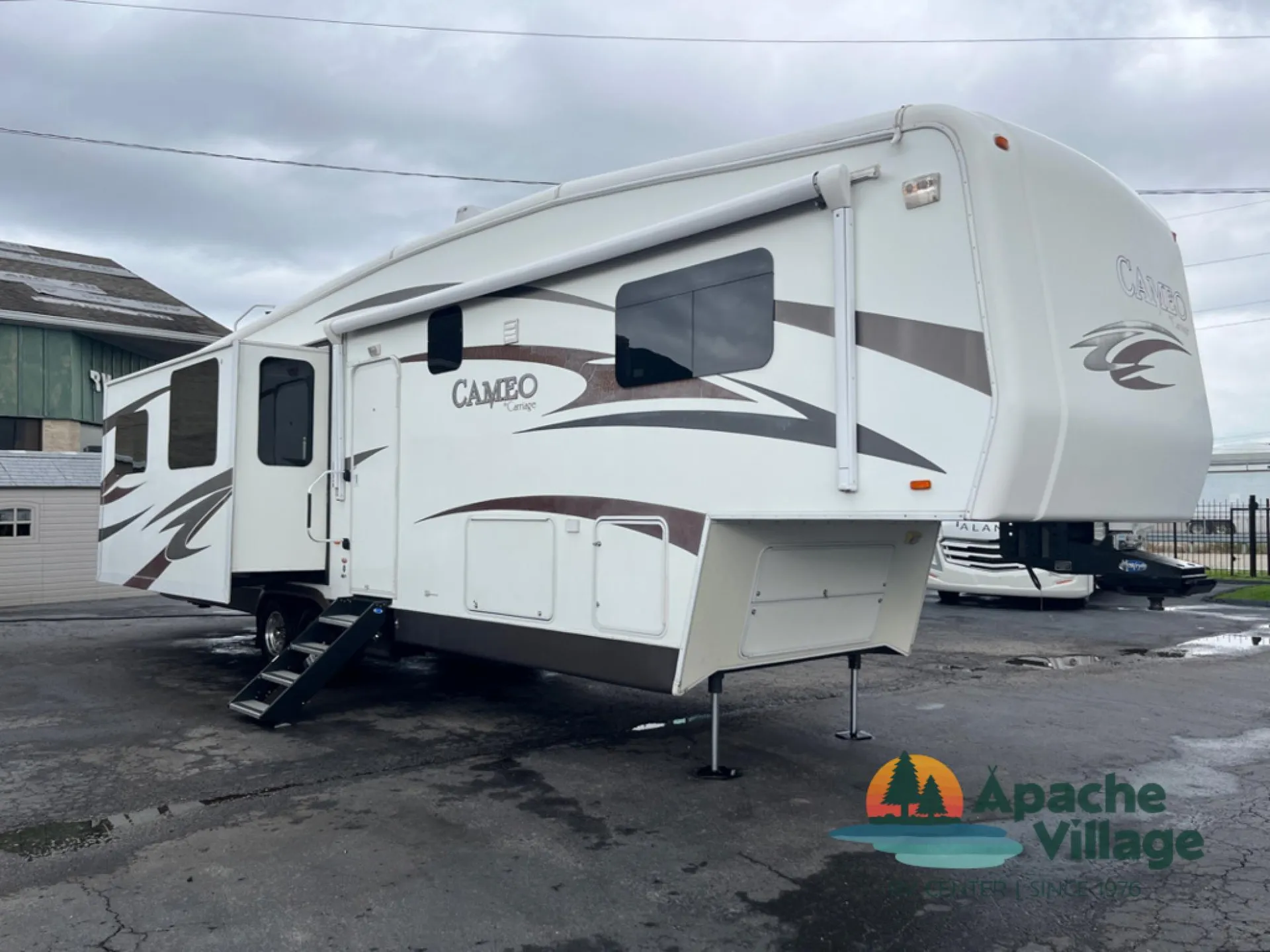 2010 Carriage Cameo 37KS3 - Photo 2