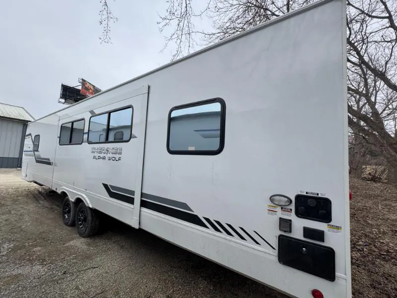 2026 Forest River Cherokee Alpha Wolf 29DCB, Photos photo 36