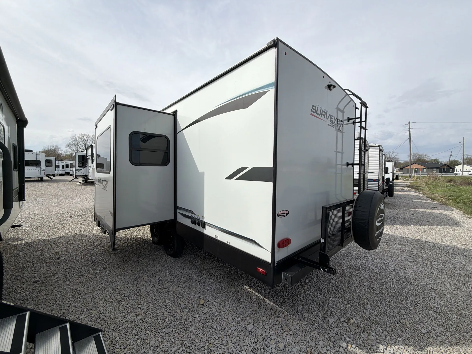 2022 Forest River Surveyor Legend 252RBLE — off campside