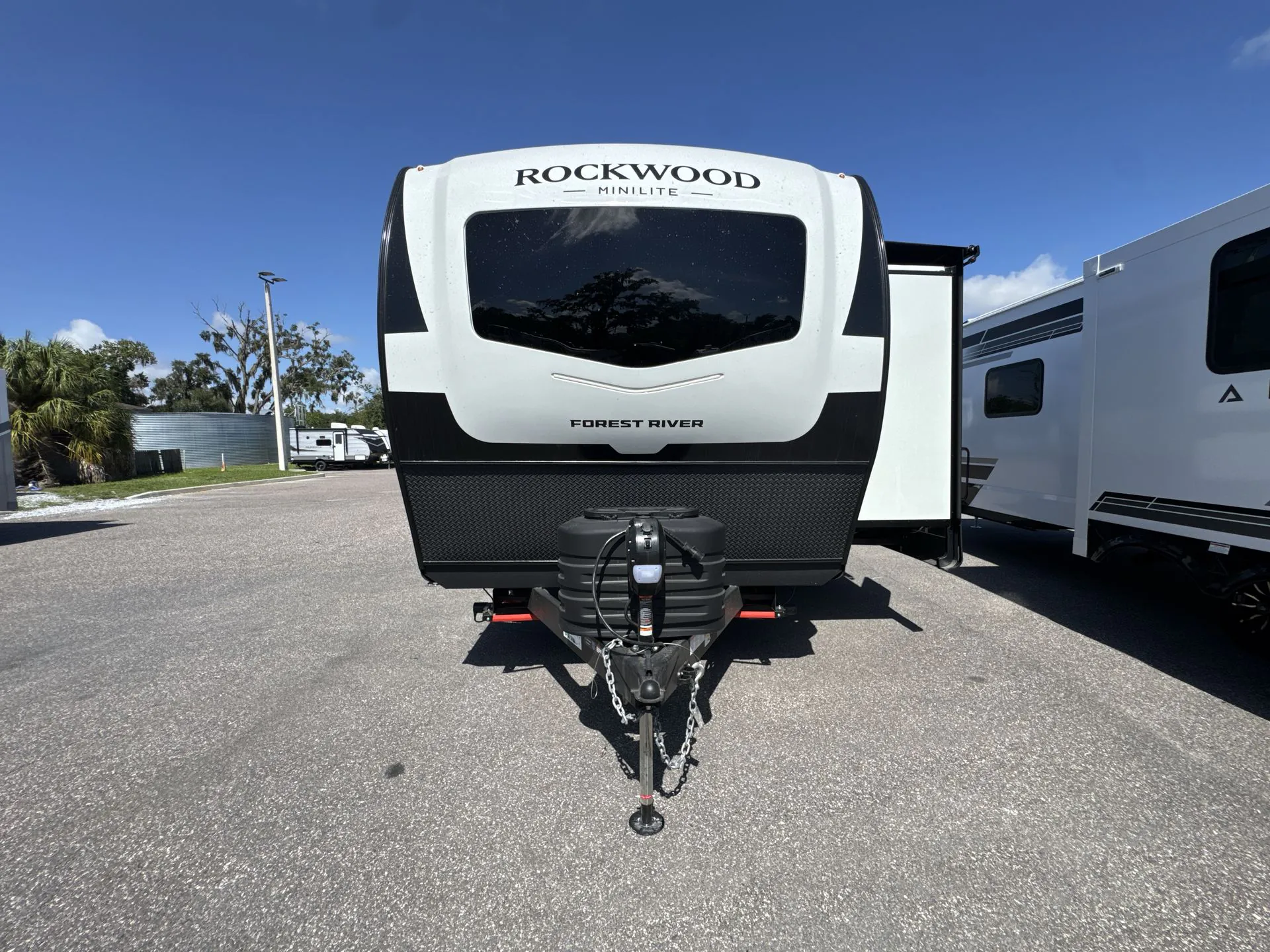 2027 Forest River Rockwood Mini Lite 2523MBR