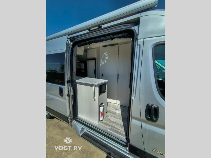 2026 Pleasure-Way Lexor TS - Photo 3