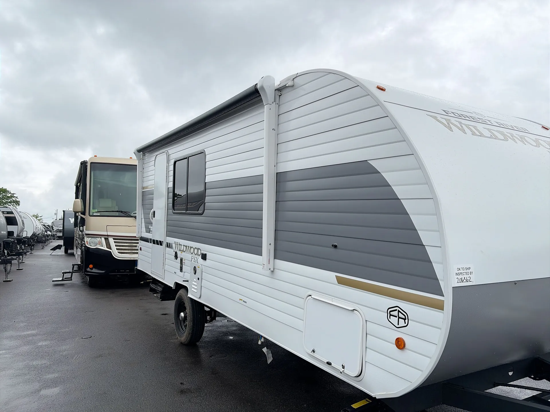 2026 Forest River Wildwood Fsx 180ICE — campside
