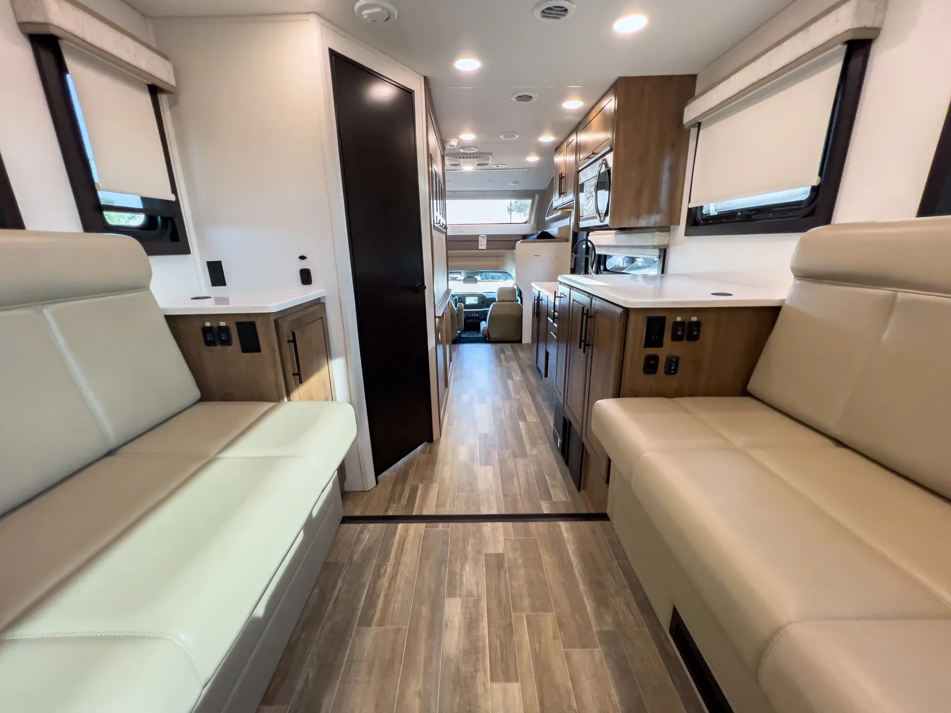 2024 Jayco Seneca XT 29T - Photo 4