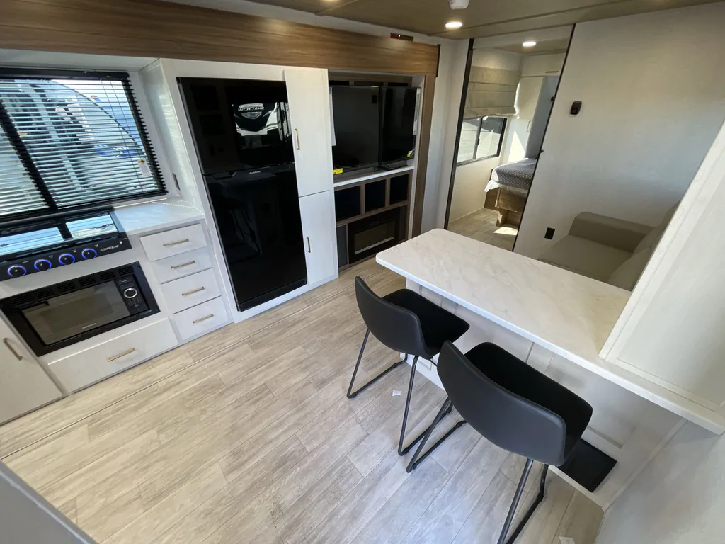 2026 Forest River Vibe Extreme Lite 2500CK, Photos photo 2