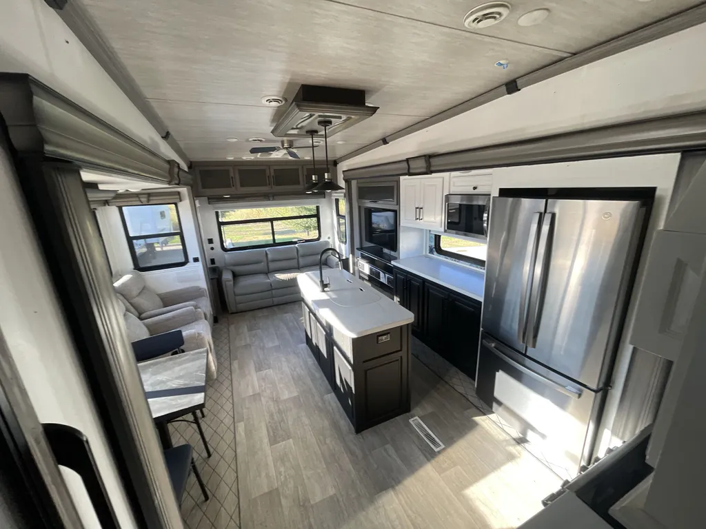 2022 Keystone Montana 3231CK, Photos photo 9