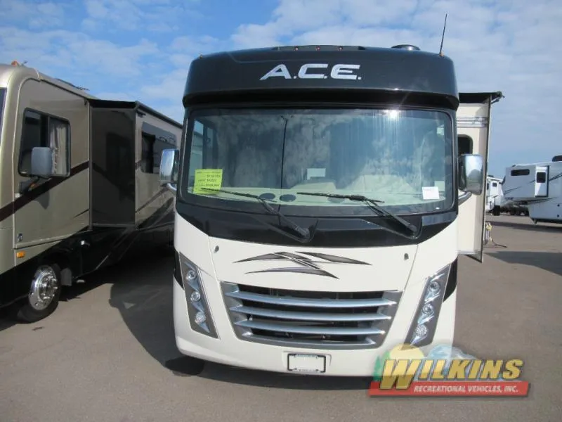 2022 Thor Motor Coach ACE 33.1 - Photo 3