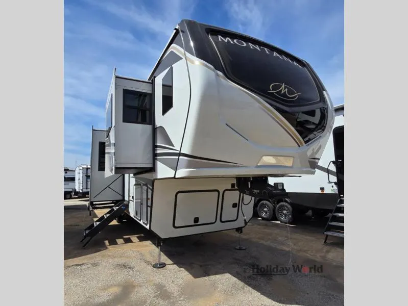2025 Keystone Montana 3941FO - Photo 2