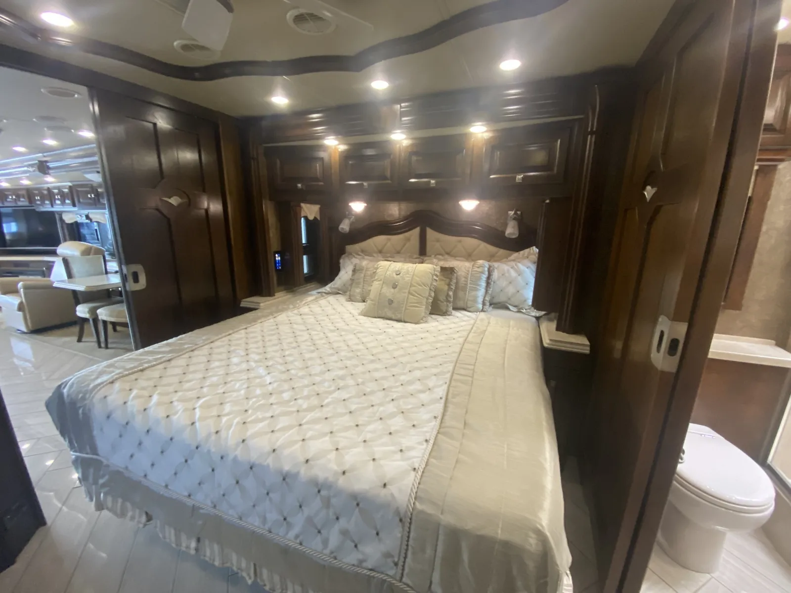 2015 Tiffin Motorhomes Allegro Bus 45LP - Photo 2