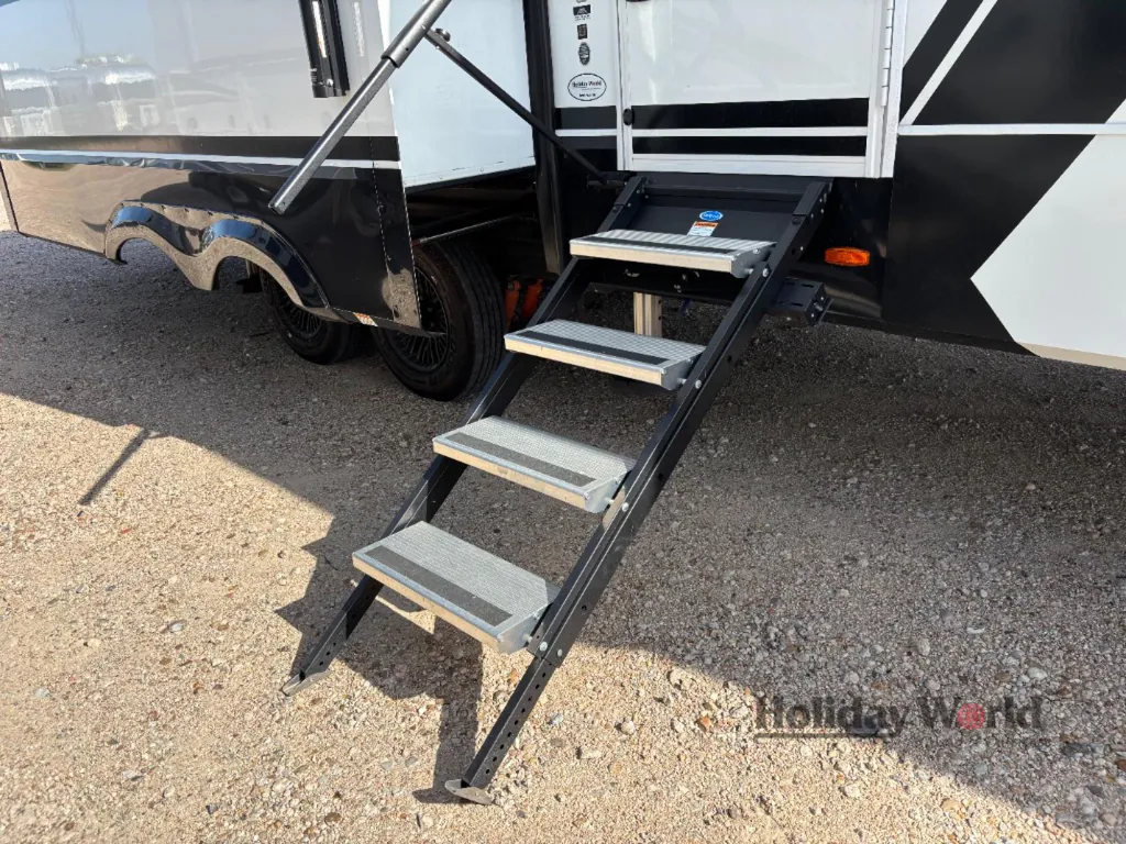 2025 Brinkley Model Z 3400, Photos photo 21
