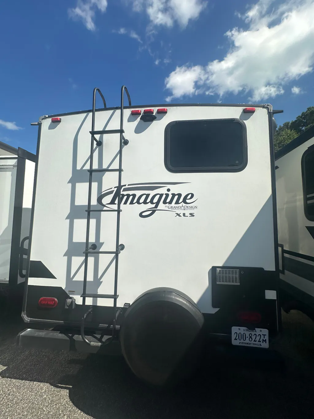 2022 Grand Design Imagine XLS 21BHE, Photos photo 3