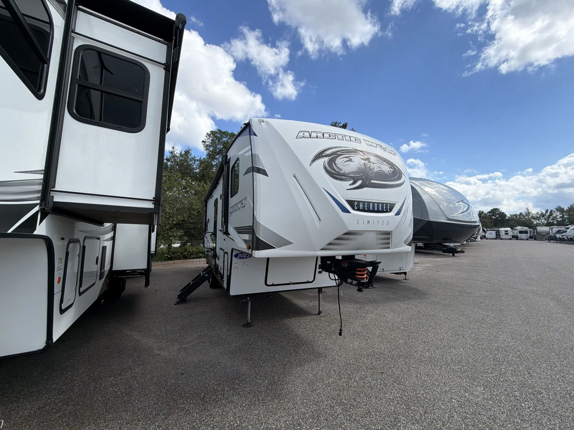 2021 Forest River Arctic Wolf 287BH - Photo 2