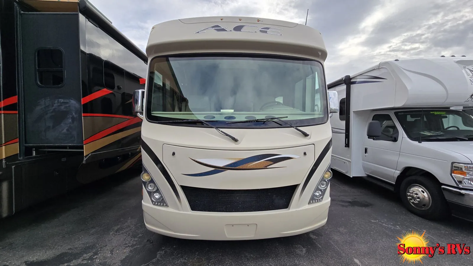 2017 Thor Motor Coach A.C.E 30.3 - Photo 2