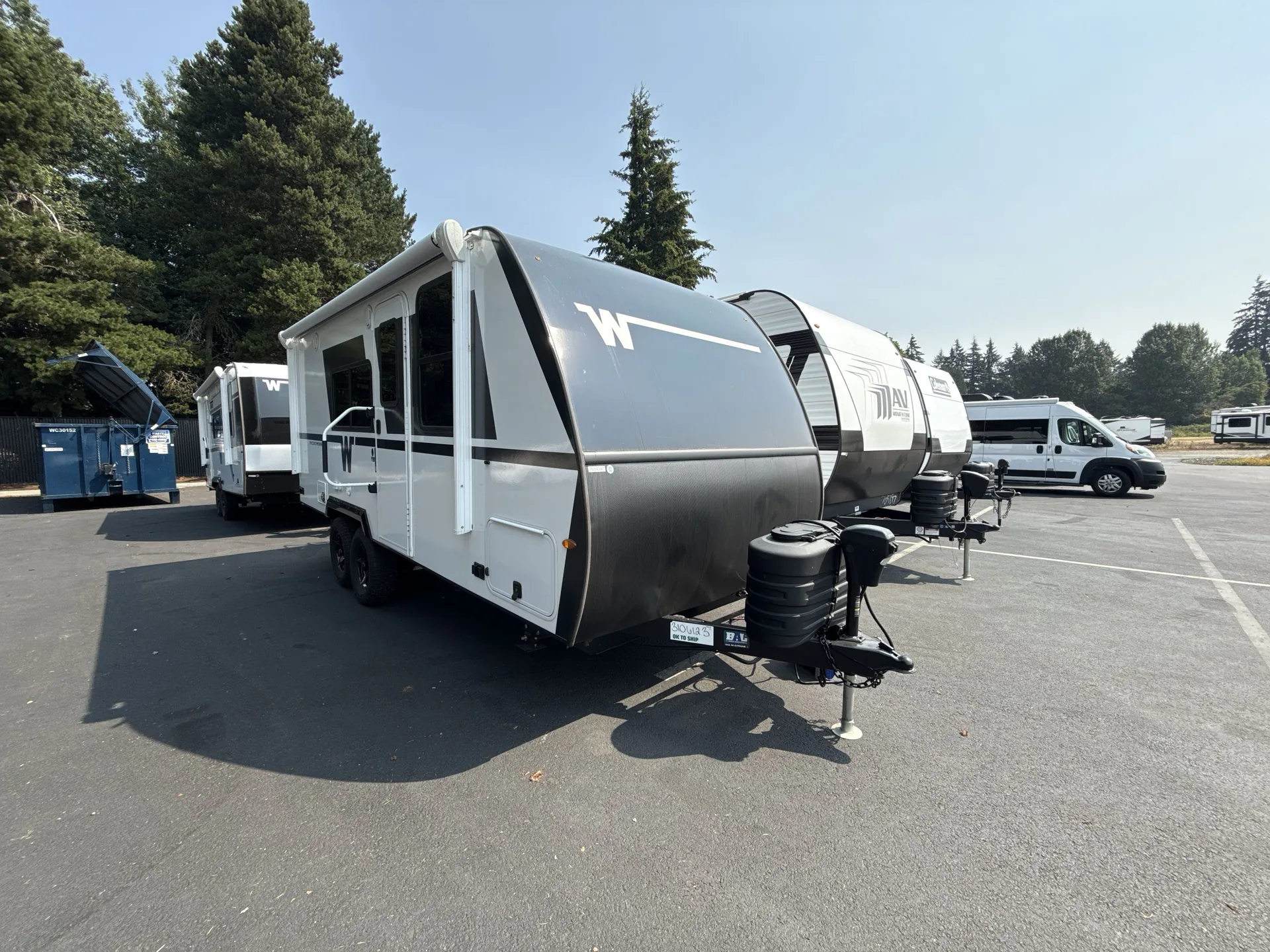 2027 Winnebago Micro Minnie 2108DS