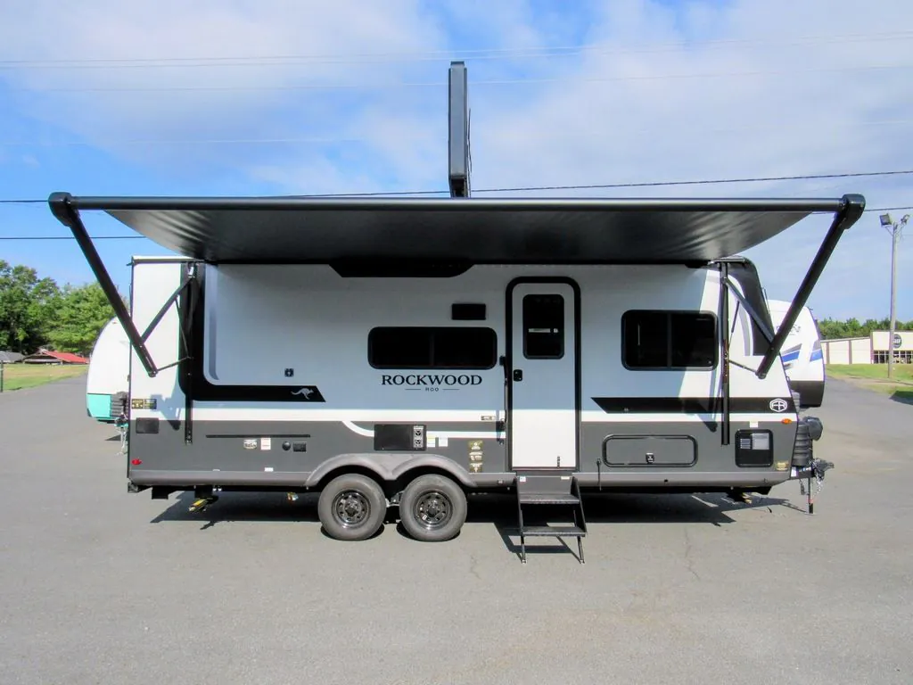 2027 Forest River Rockwood Roo 233S - Photo 4