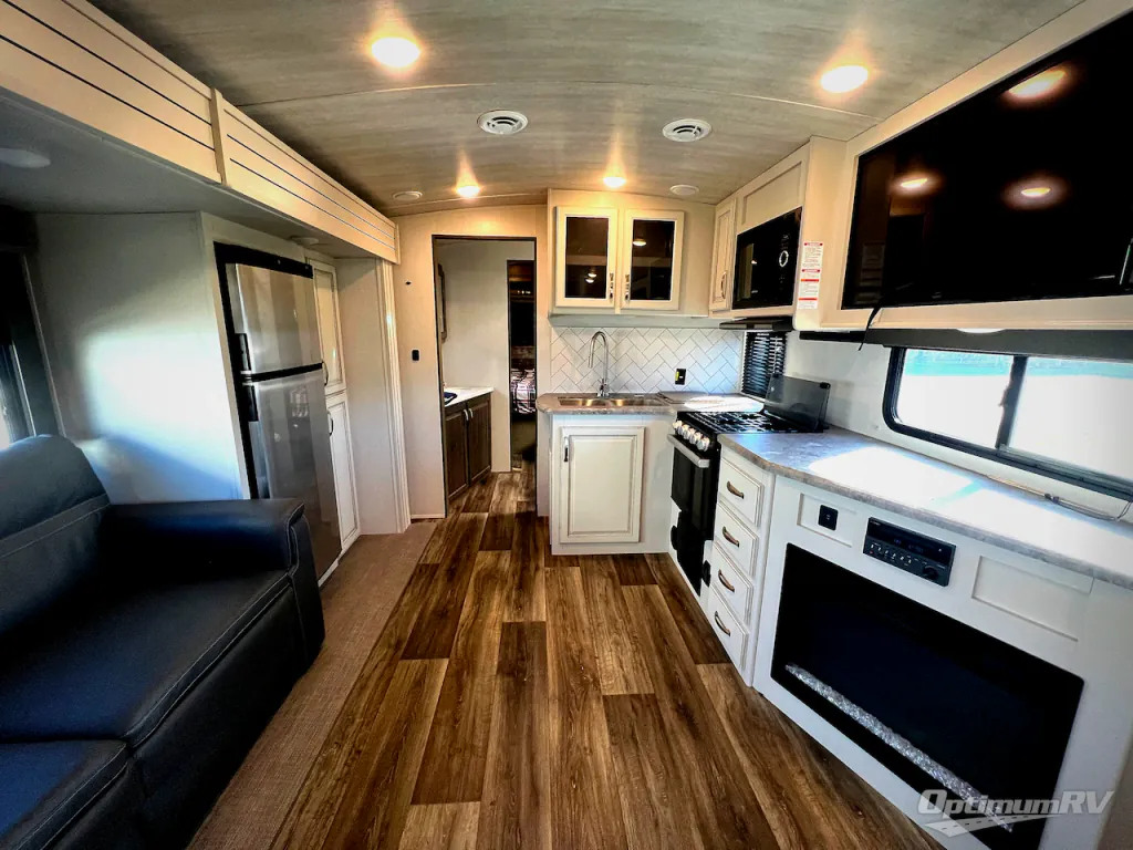 2022 Keystone Cougar Half-Ton 30BHS, Photos photo 5