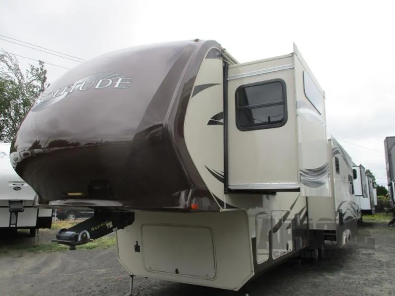 2014 Grand Design Solitude 305RE - Main photo