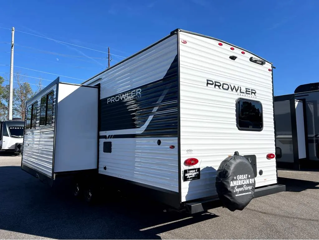 2026 Heartland Prowler 2802BHS - Photo 4