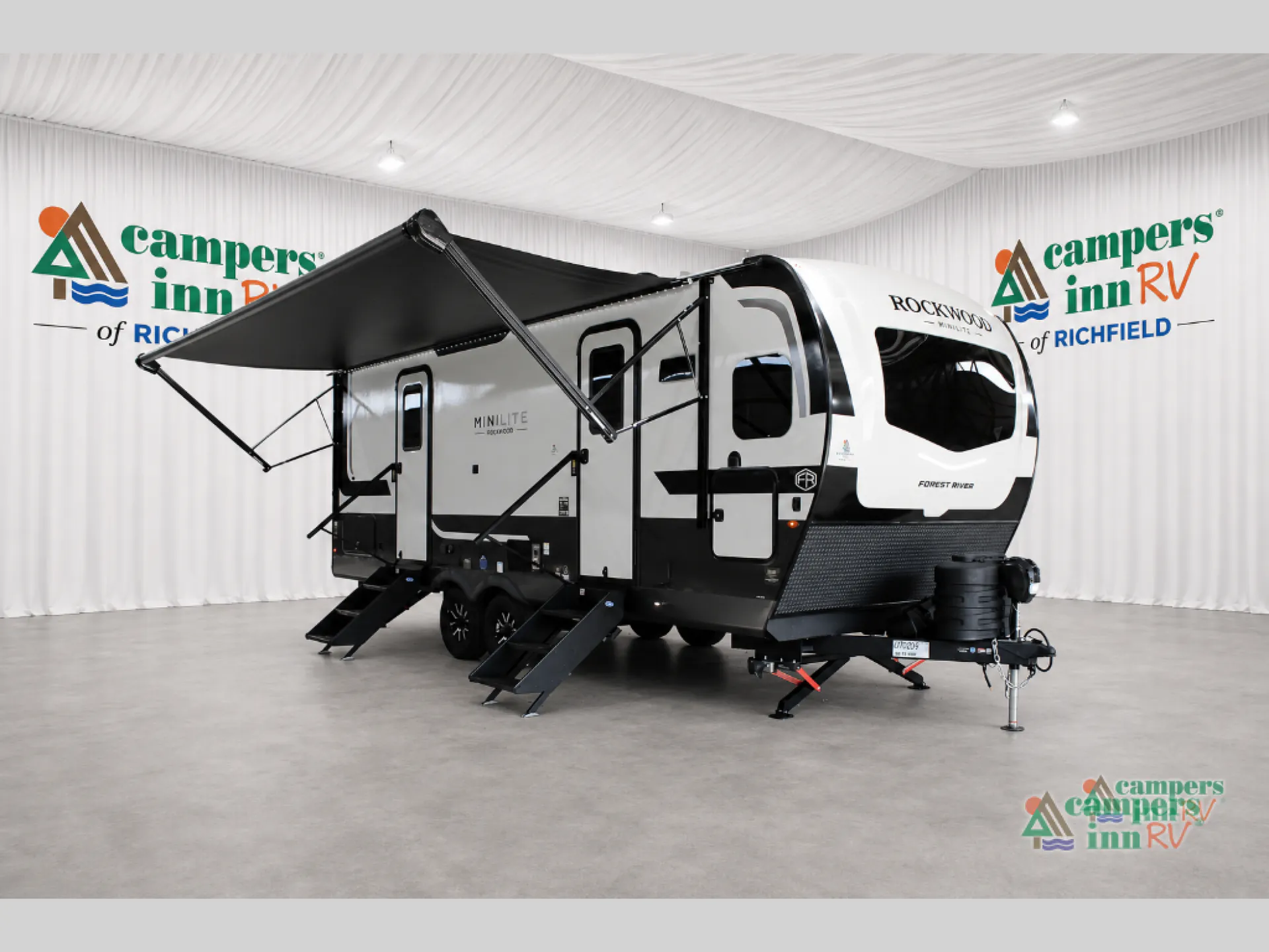 2027 Forest River Rockwood Mini Lite 2506FK