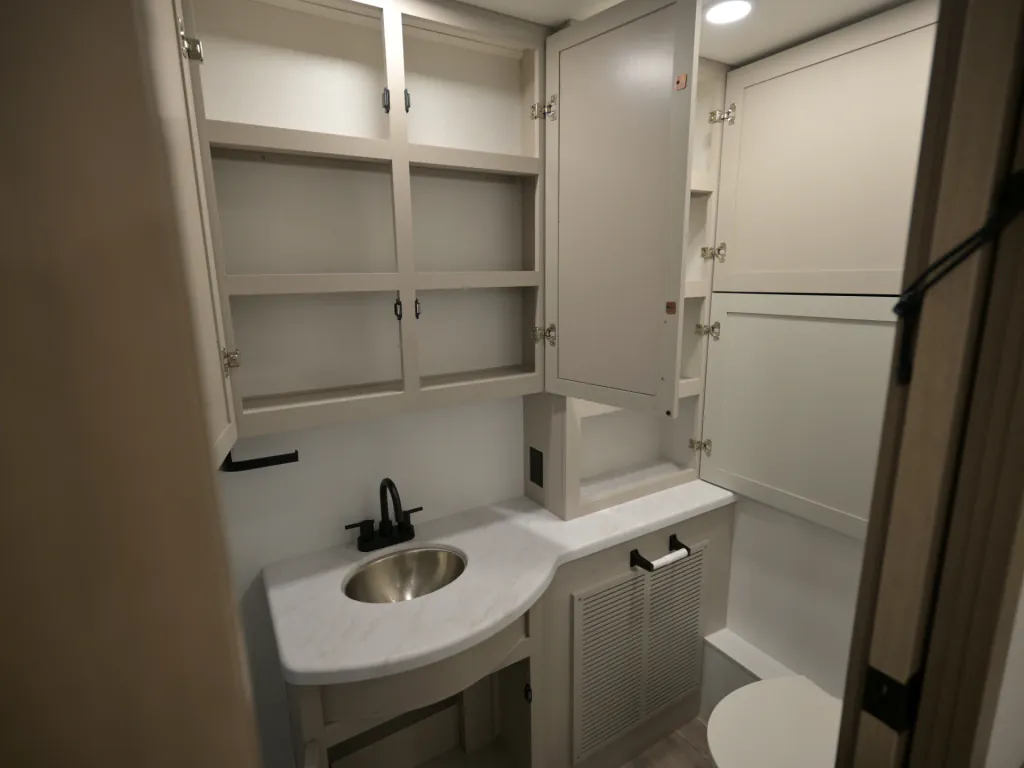 2027 Entegra Coach Vision XL 36C, Photos photo 40