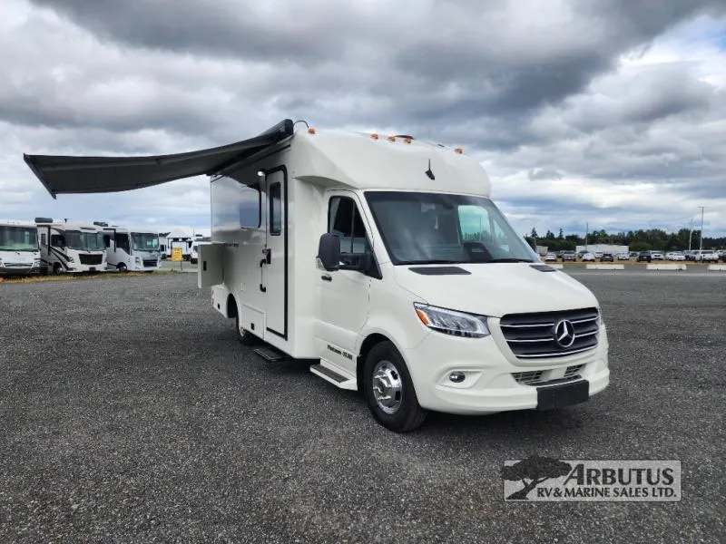 2025 Pleasure-Way Plateau XLRB Used    Std. Model - Photo 2