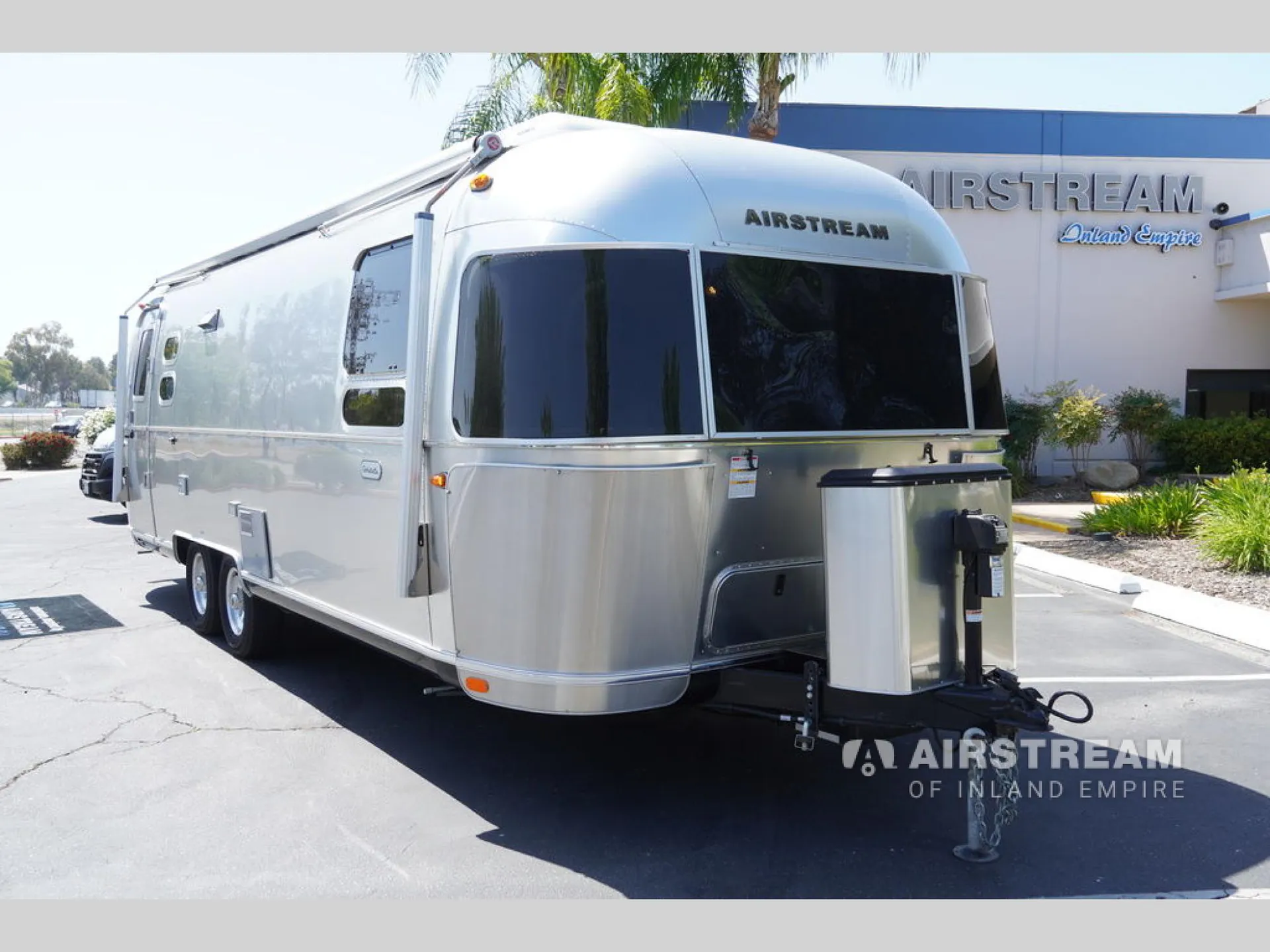 2020 Airstream Globetrotter 27FB - Photo 2