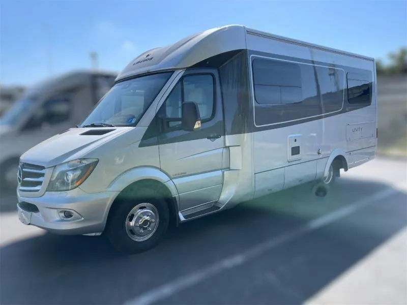 2018 Leisure Travel Vans Unity 24TB - Photo 3