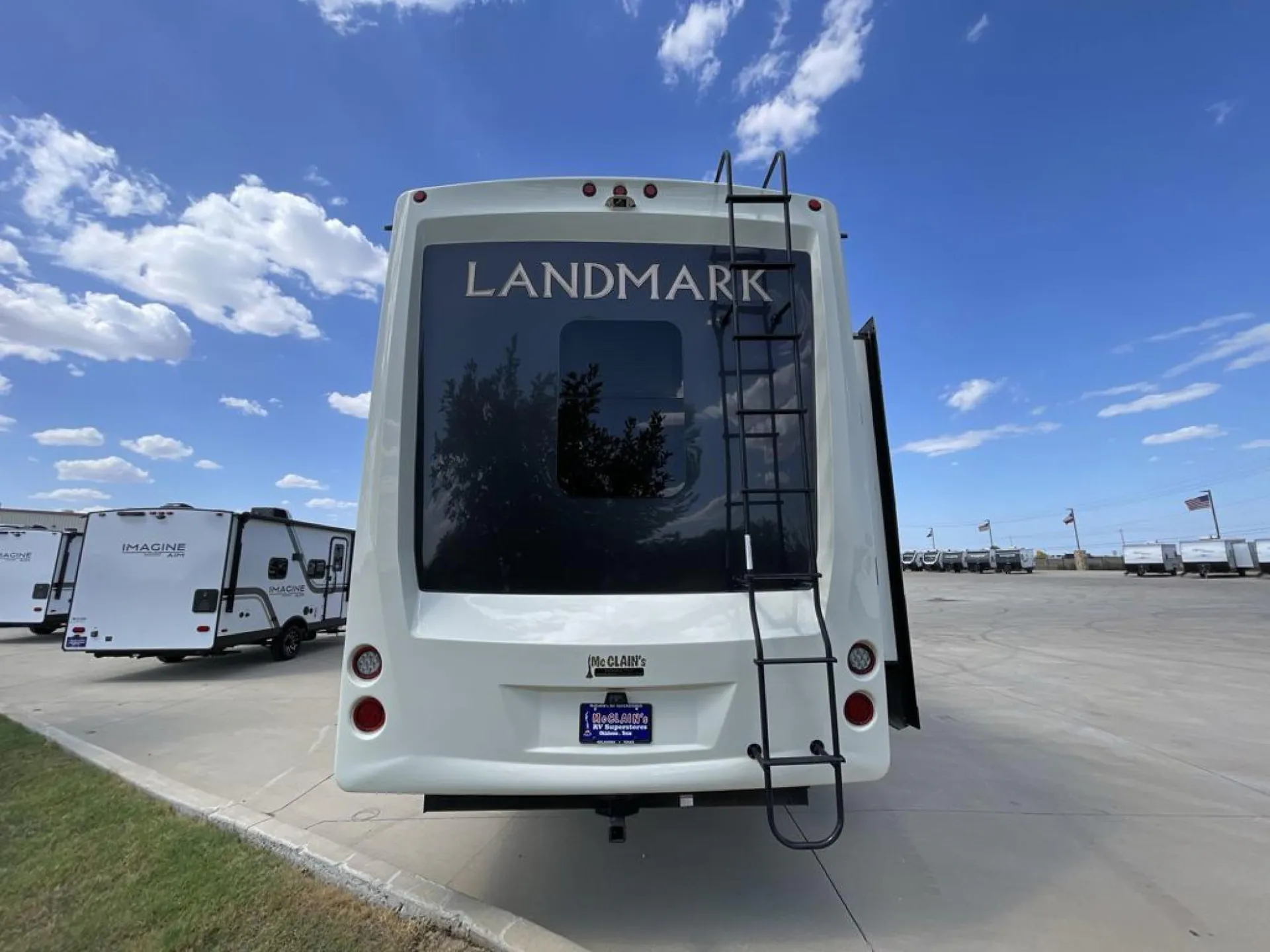 2021 Heartland Landmark Fifth Wheel Chesapeake