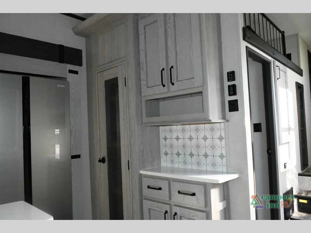 2024 Keystone Montana High Country 385BR, Photos photo 19