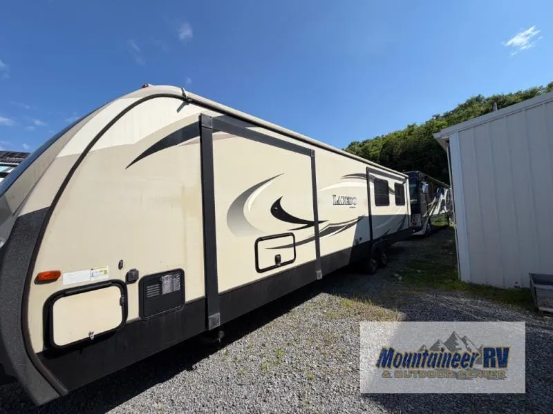 2018 Keystone RV Laredo 334RE - Photo 4
