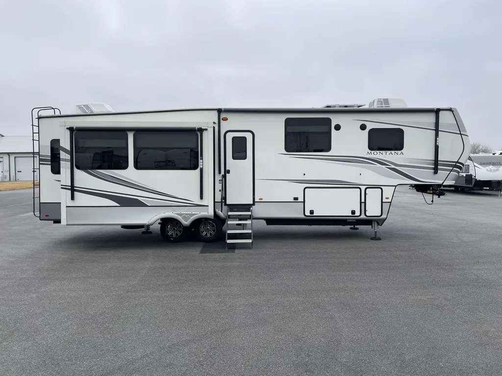 2022 Keystone Montana 3231CK, Photos photo 5