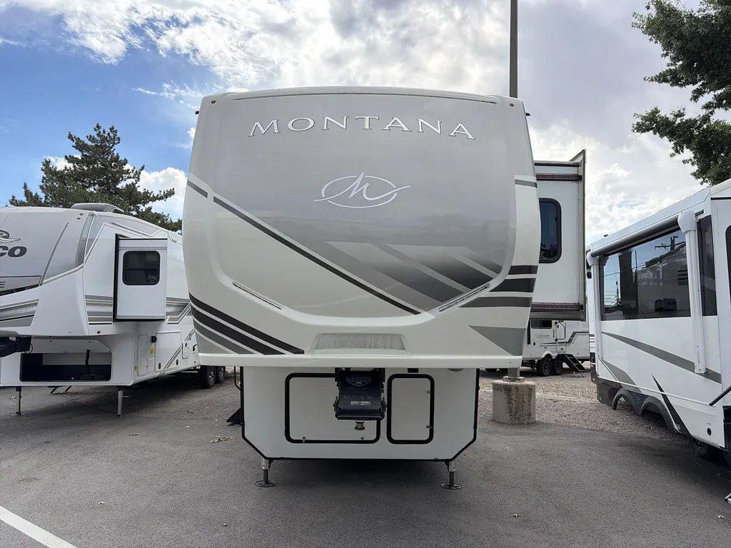 2022 Keystone Montana 3231CK, Photos photo 4