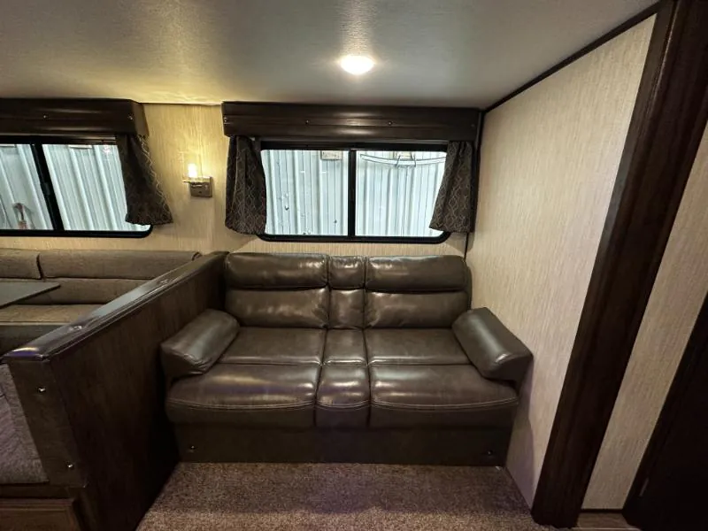 2019 Forest River Cherokee Alpha Wolf 26DBH-L, Photos photo 11