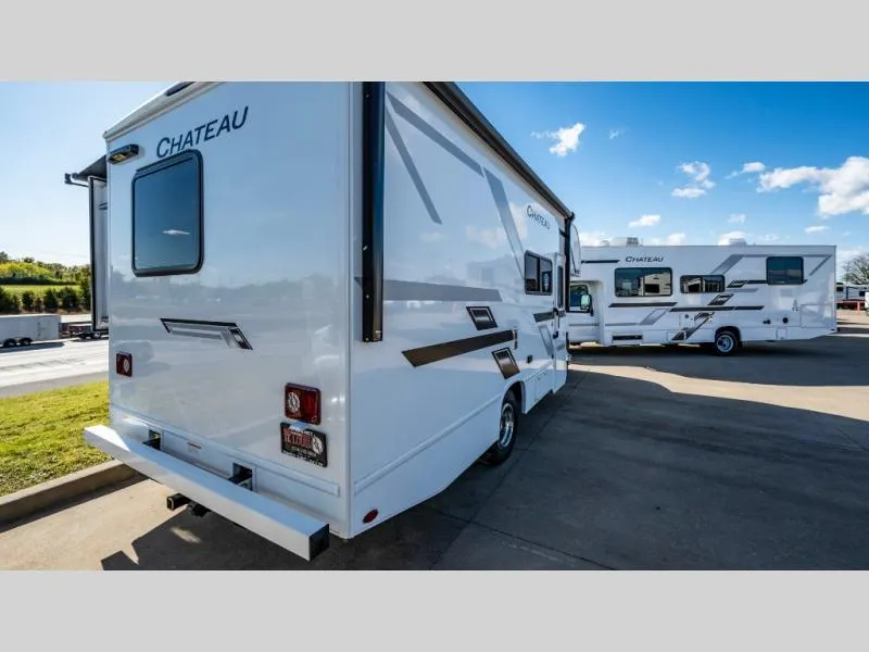 2026 Thor Motor Coach Chateau 22Z - Photo 4